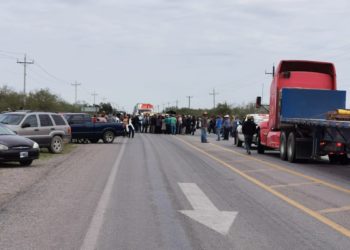 ¡Otra vez cierran carretera en San Fernando!