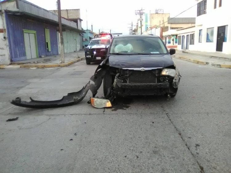 Chocan en plena zona centro