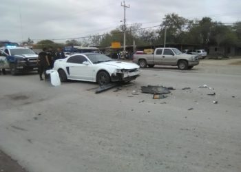 Mustang pega por alcance
