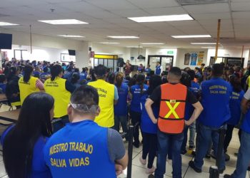 Despiden a cientos de sanfernandenses de maquiladora Joyson de Valle Hermoso