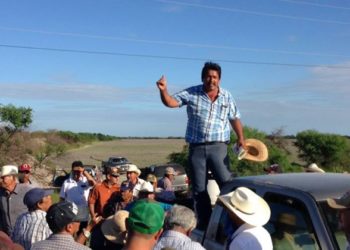 Graneros “San Juan” embarga maquinaria a campesinos