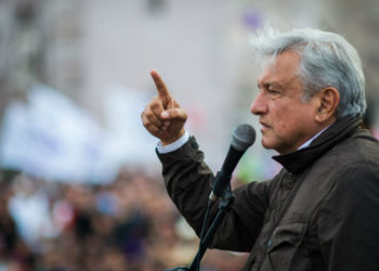 “Arde” AMLO contra críticos que antes callaban