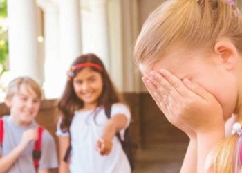 Directora solapa “bullying” en escuela; urge intervenga gobernador