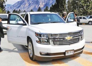 Quitan camionetas blindadas a funcionarios tamaulipecos