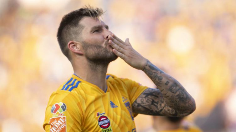 Está a un gol de batir tres marcas