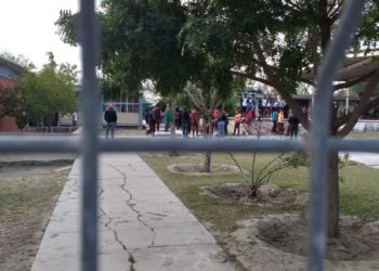 Lanzan acusaciones contra director de la secundaria técnica no. 65