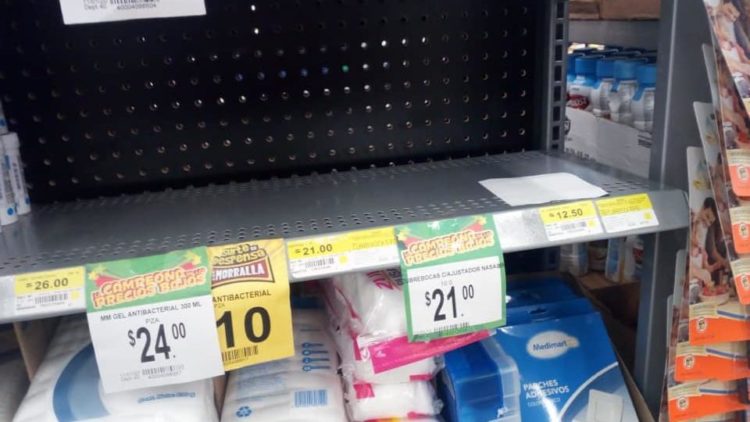 Geles anti-bacteriales desaparecen de farmacias por “arte de magia”