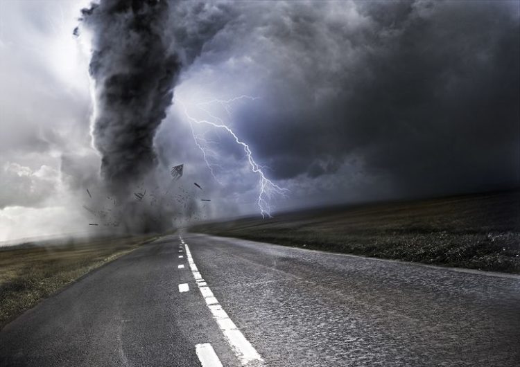 Tornados dejan muerte y destrucción en EU