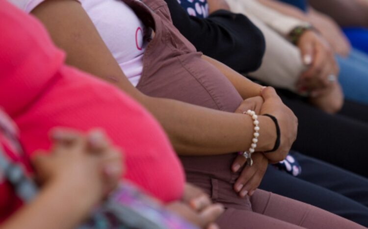 También las embarazadas están muriendo por COVID en México