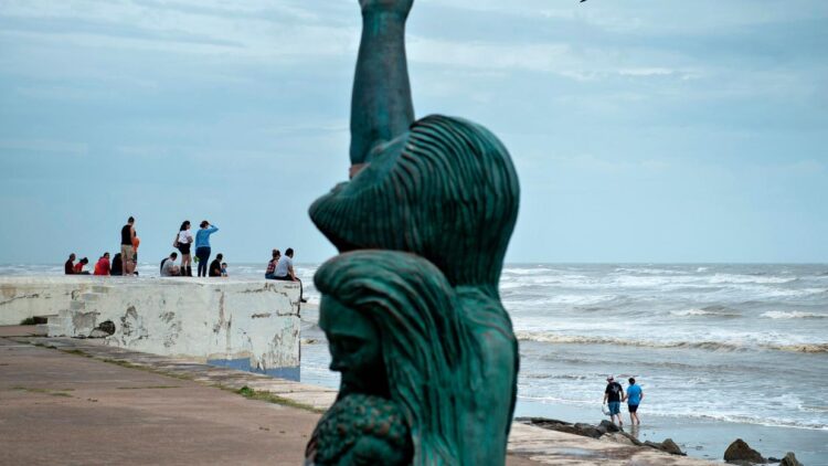 Evacuan Galveston Tx. de Emergencia