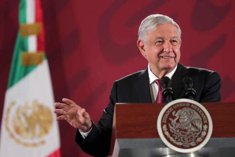 Defensores de la corrupción pelean fideicomisos: AMLO