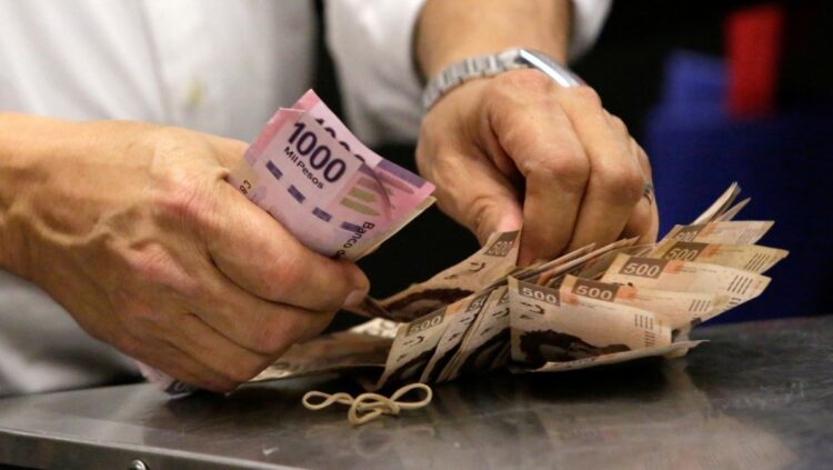 Diputados se embolsan casi 500 millones de pesos en plena Pandemia