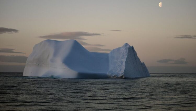 Alarmante: se desprende mega Iceberg del tamaño de Veracruz