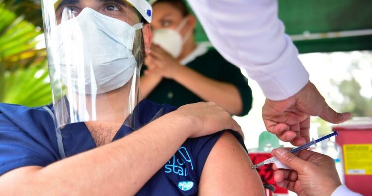 Empresarios de Tamaulipas viajan al extranjero a vacunarse