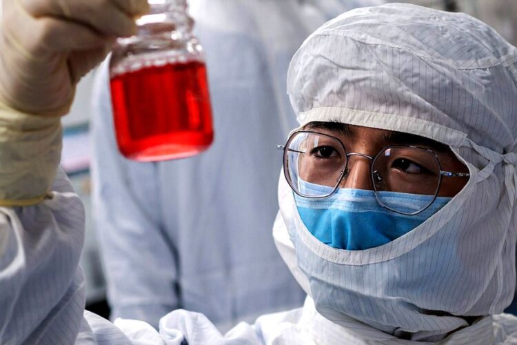 Chinos tienen la vacuna efectiva contra cualquier mutación