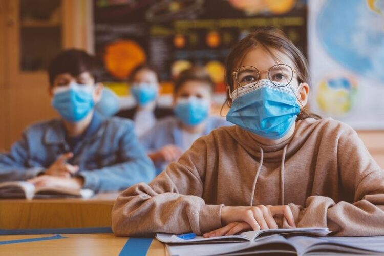 Escuelas particulares se adelantan; iniciarán clases presenciales muy pronto