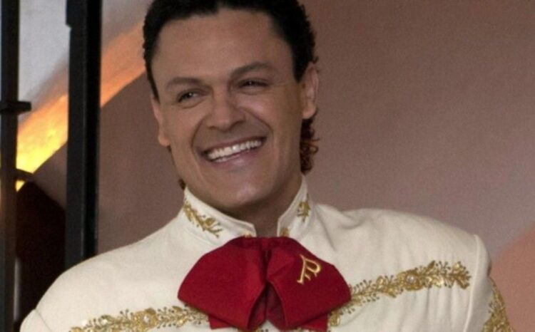 Reemplaza en protagónico a Fernando Colunga