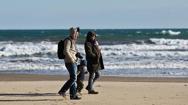 Frente frío arruinará días de playa en Semana Santa
