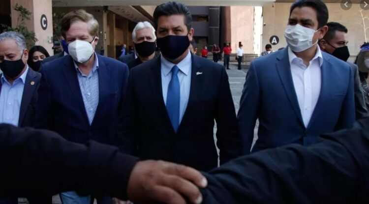 Presidente de México pide hacer público el expediente de Cabeza De Vaca