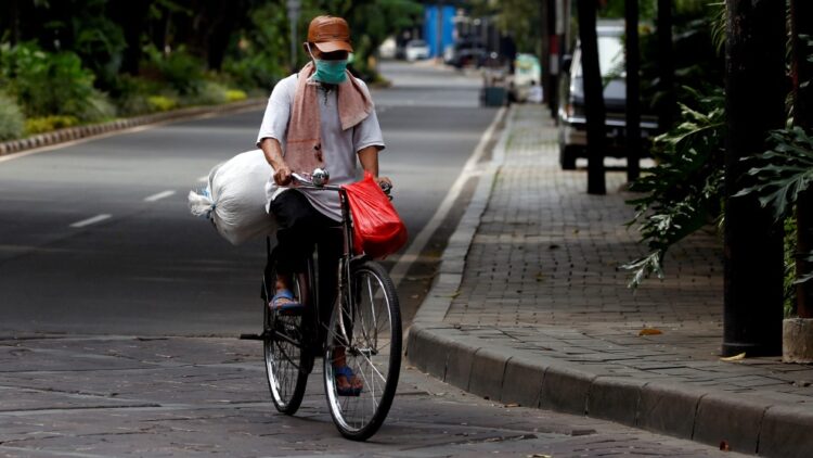 Ciclistas tienen la obligación de guardar las máximas precauciones