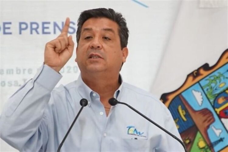 Chocan diputados locales y federales por desafuero de Cabeza de Vaca