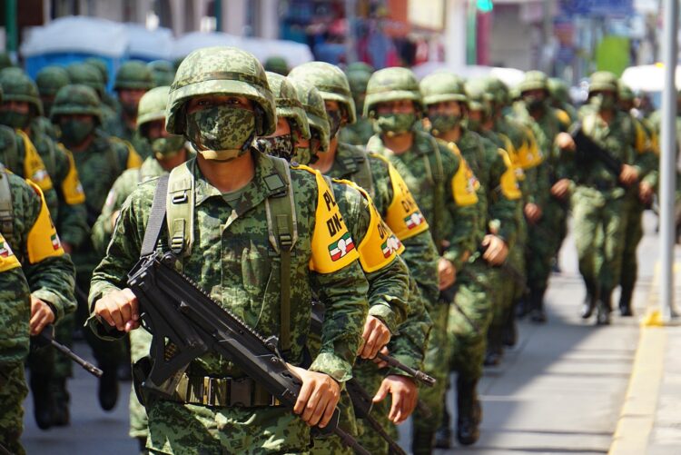 AMLo duplica presencia de militares en el país en comparación con EPN