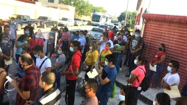 Pese al miedo, obreros de San Fernando siguen yendo a maquiladora de Reynosa
