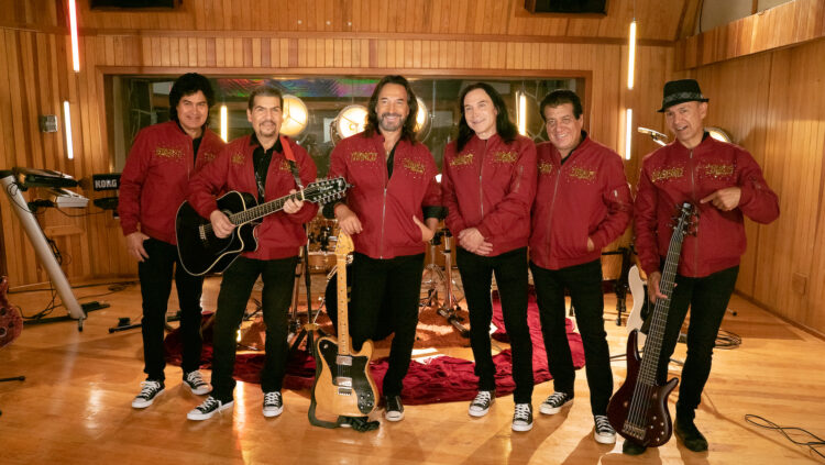 Se reencuentran Los Bukis y regresan a los escenarios