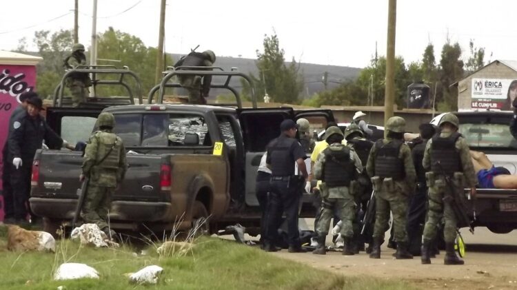 18 muertos deja nuevo enfrentamiento entre grupos armados