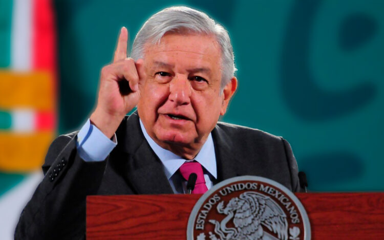 Y acabó la corrupción en compra de medicinas, presume AMLO