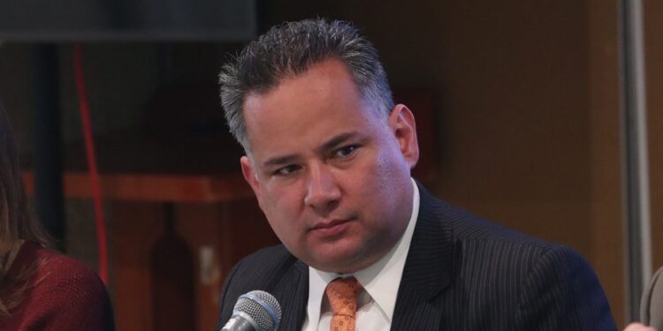 Van UIF por primo del gobernador Cabeza de Vaca por supuesta corrupción en la UAT