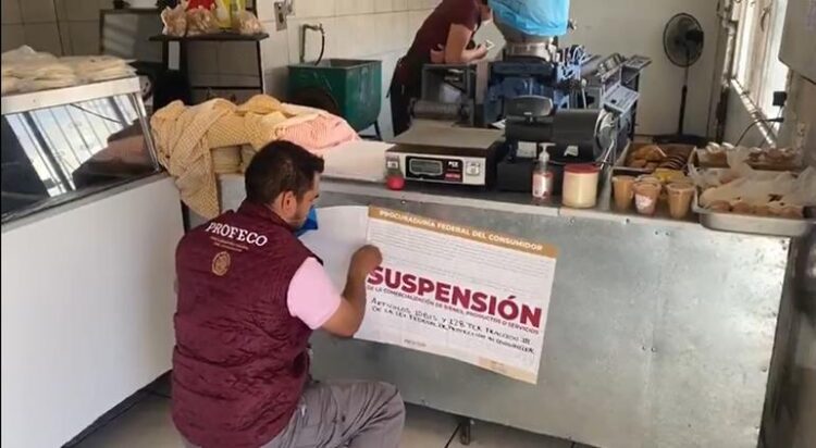 Le cae PROFECO a tortilleros abusivos, piden denunciar