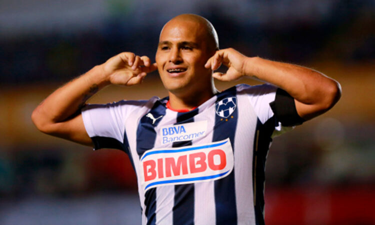 Anuncia Monterrey regreso de El ‘Chupete’ Suazo