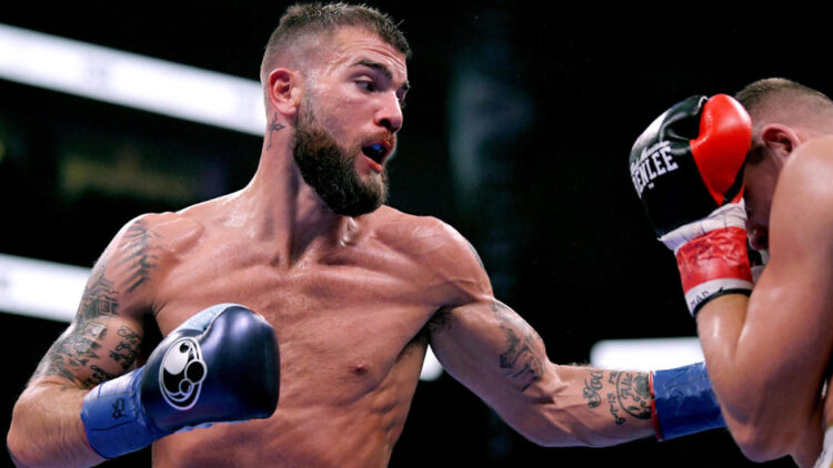 Amenaza con destruir al Canelo Álvarez