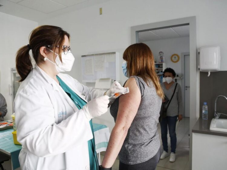 EU donará a México millones de vacunas, pero serán de AstraZeneca