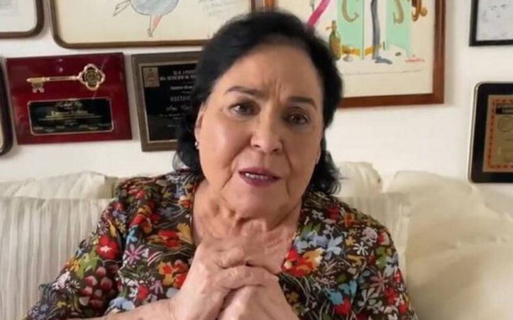La mantienen con vida aunque sigue grave