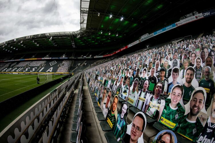 Analizan volver a cerrar estadios en México por Ómicron