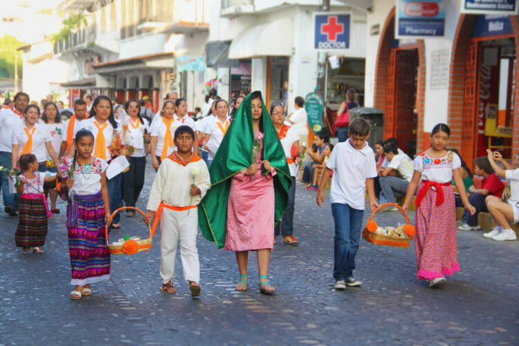 Peregrinaciones a la Virgen dejan derrama de 20 mil millones de pesos
