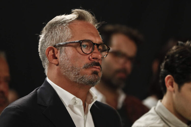 Actor sigue en problemas por supuesta infidelidad
