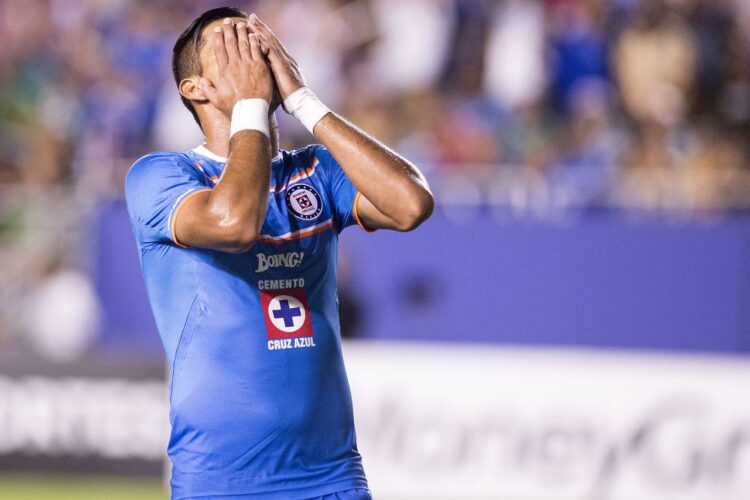 Se desploma valor del Cruz Azul