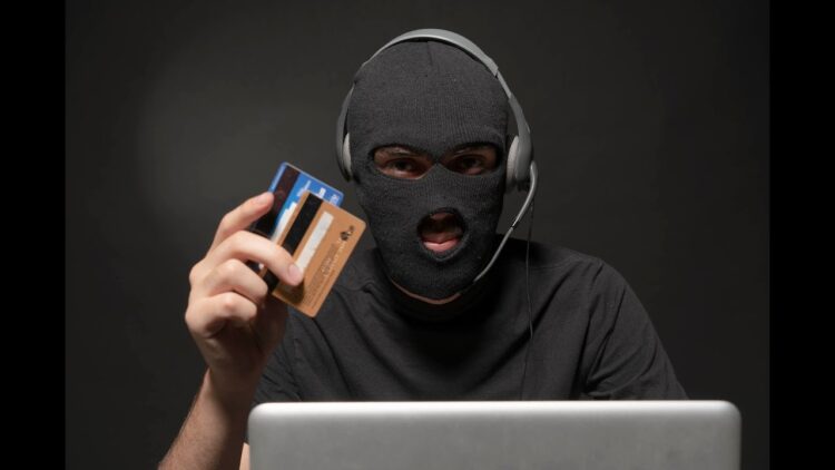 Cuidado: Saquean cuentas bancarias con aplicaciones móviles