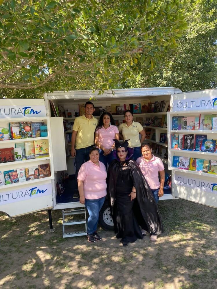 Llevan librería rodante a escuelas primarias de San Fernando