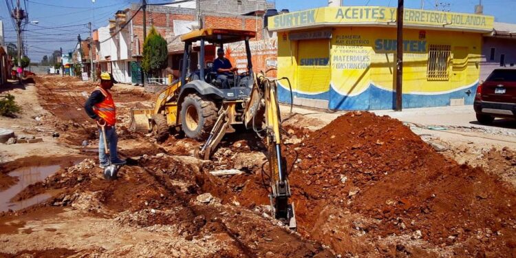 Alrededor de 666 MIL MILLONES adeudan estados y municipios