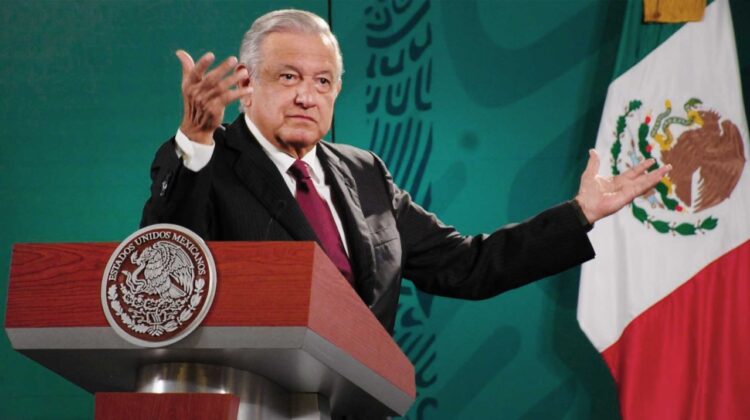 A TAMBOR BATIENTE/A LA RAZA…¡LE VALE!