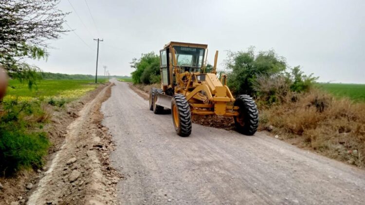 Intensiva rehabilitación de caminos rurales de San Fernando