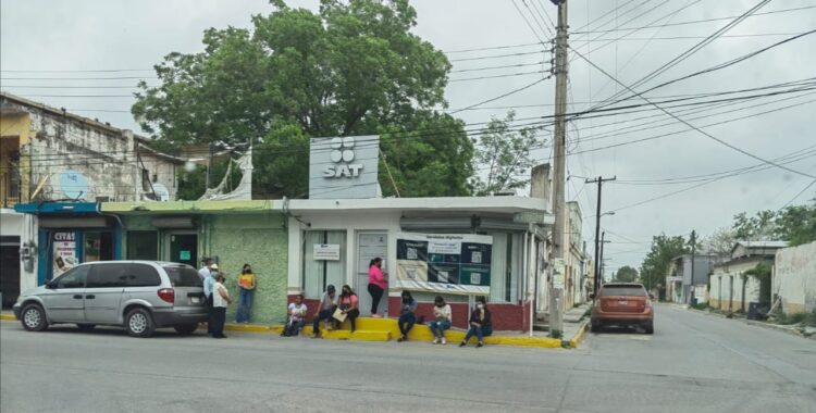Por reformas a leyes fiscales saturan oficinas del SAT en San Fernando