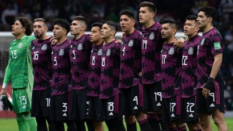 Perdonan a México por grito homofóbico, pero le imponen otra multa