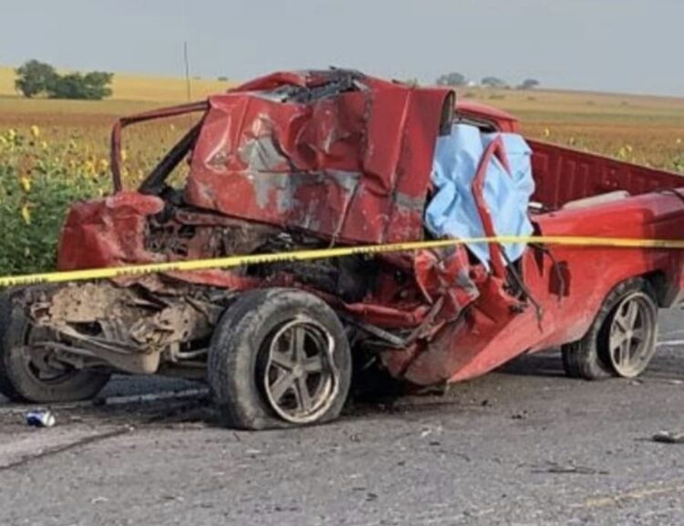 Asciende a DOS MUERTOS saldo de brutal choque de esta mañana