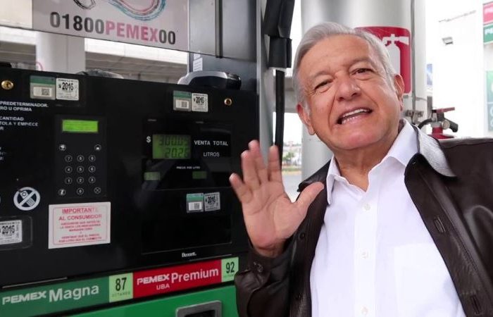 Garantiza AMLo: No subirá gasolina ni la luz