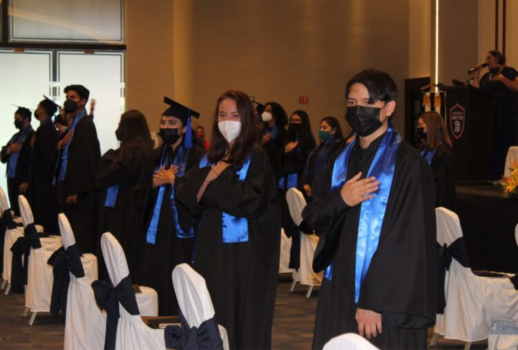 Calma… Graduaciones serán hasta julio y austeras